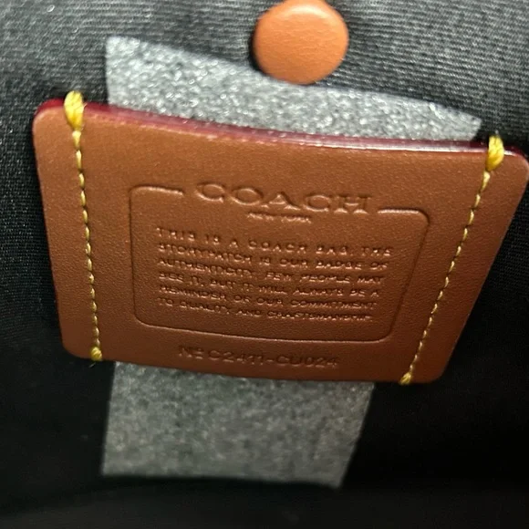 NWOT🌸COACH Legacy Medium Carryall Satchel Bag - Picture 12 of 16